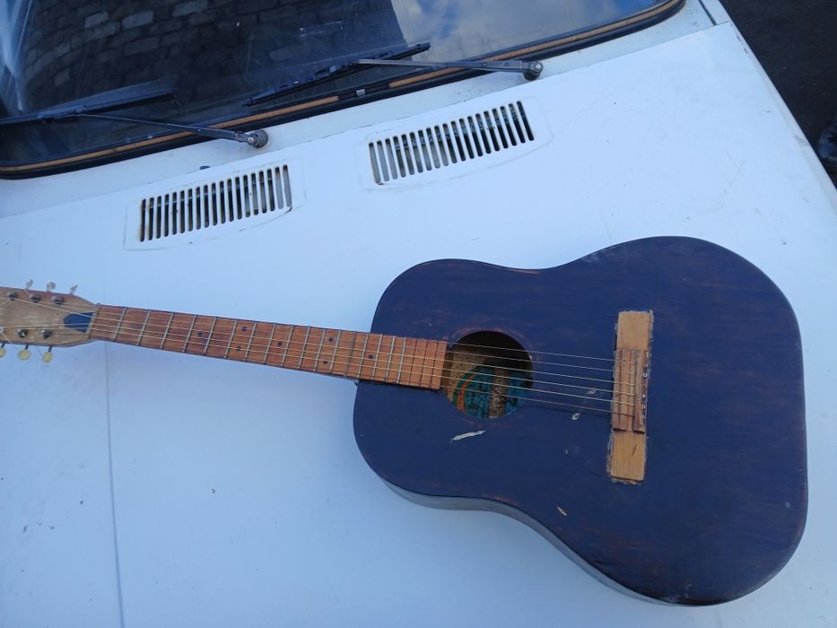 Гитара шести струнная б.у. акустическая 6-ти струнная гитара