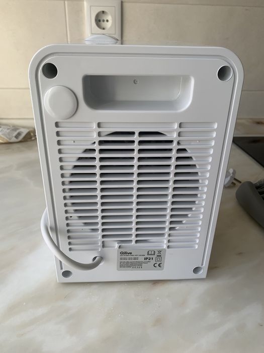 Aquecedor WC Qilive 1800w apenas 3 meses de uso