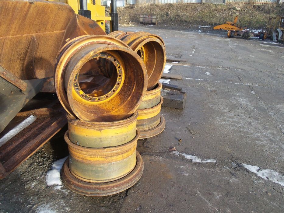 Felgi do ładowarki Case 821C. 16 otworów