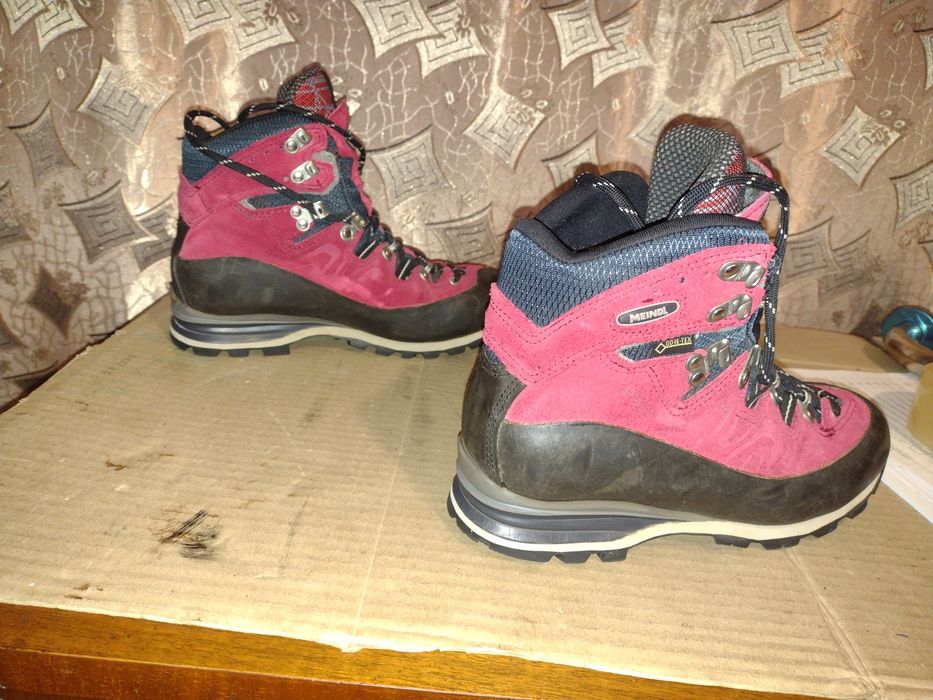 Горні черевики MEINDL, розмір 38(25).