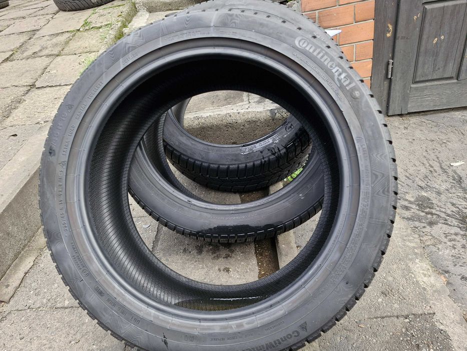 Opony Zimowe 235/45R19 ContiWinterContact TS830P 4szt Montaż 7,5mm