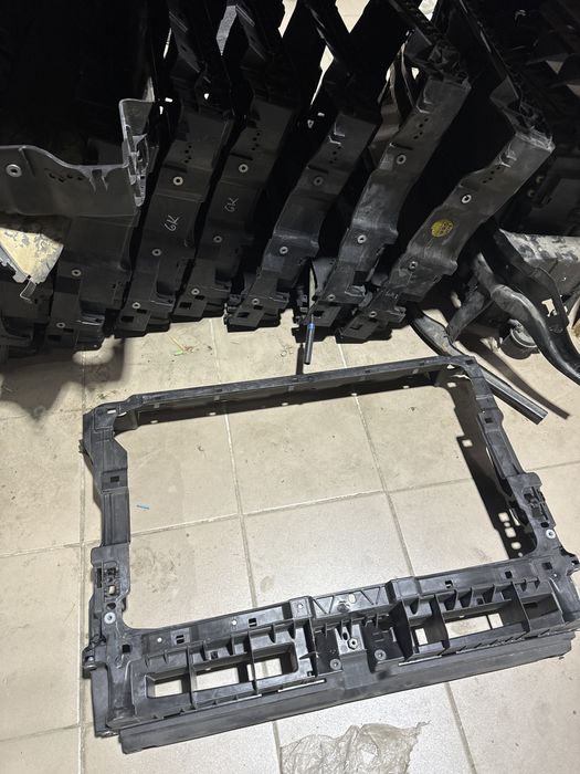 Тігуан2 Tiguan 2 телевізор