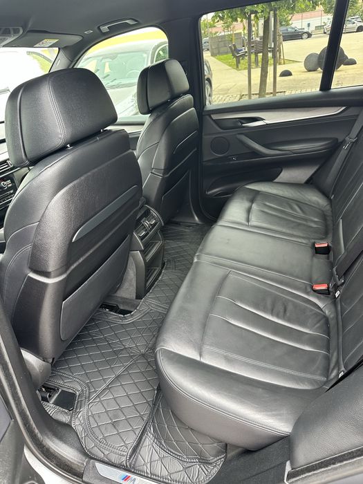 BMW X5 M50d impecavel