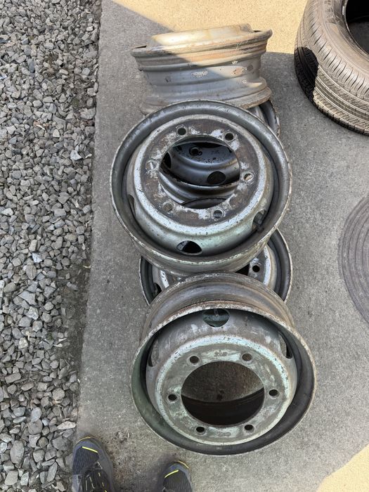 Продам диски Атего мерседес 17,5