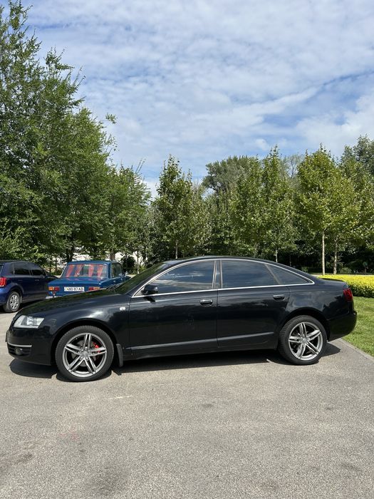 Audi A6 C6.