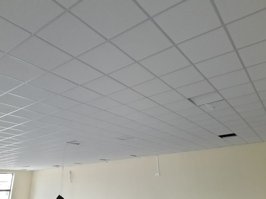 Sufit podwieszany kasetonowy 60X60 Armstrong CAŁA Polska CENA BRUTTO