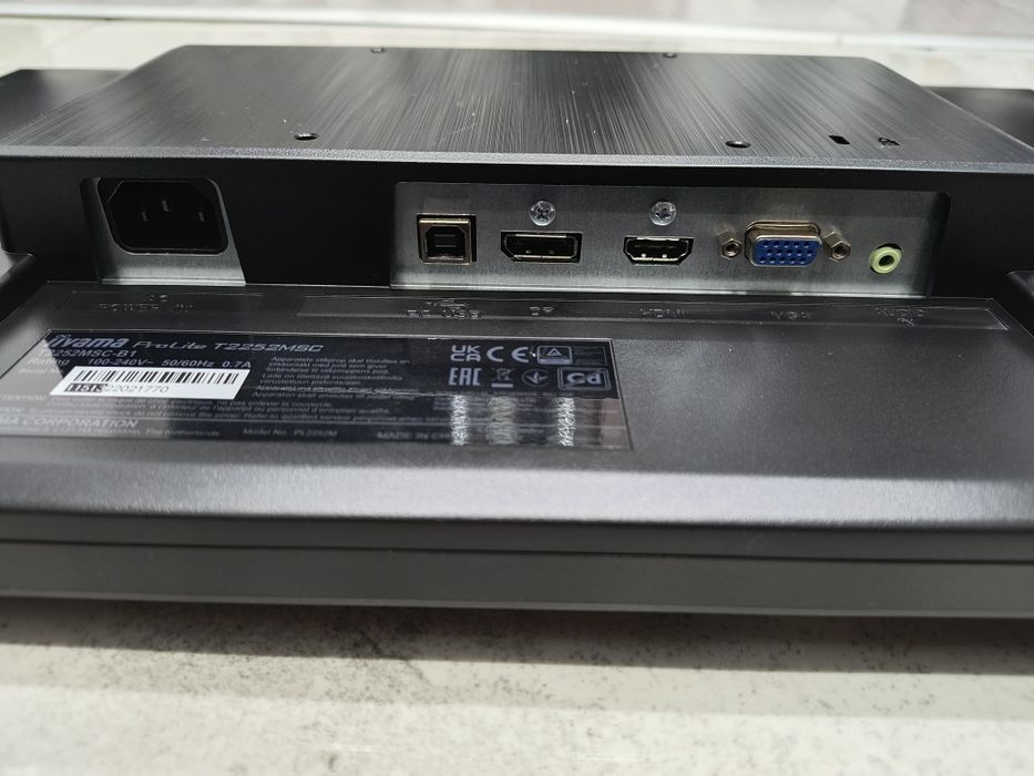 Monitor Iiyama Pro lite T2252MSC