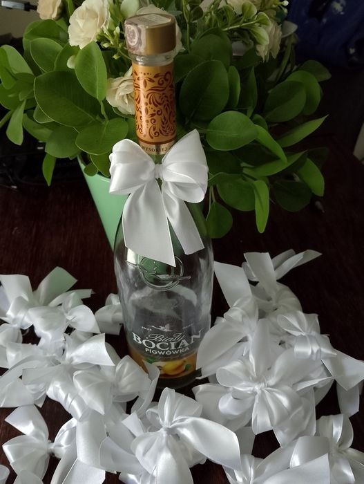 Kokardki na butelkę weselna