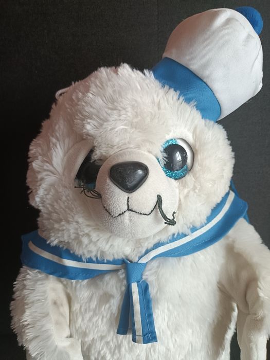 Maskotka foka marynarz