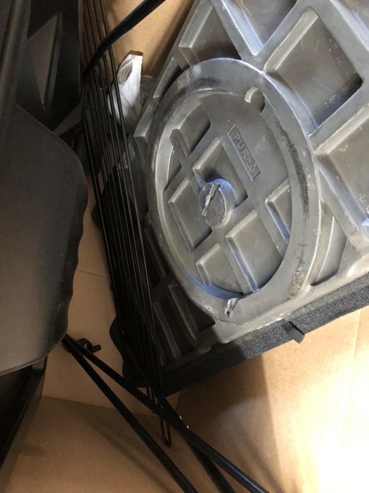 Material porta bagagens toyota yaris comercial