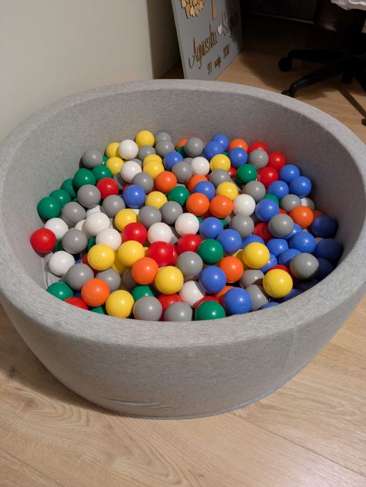 Basen z kulkami dziecięcy