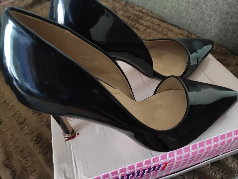 Sprzedam buty letnie