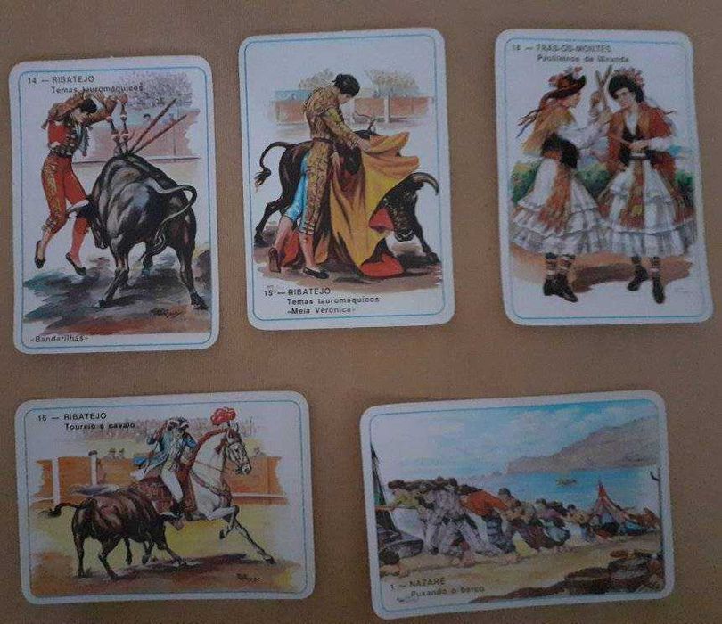Calendários: Trajes de Portugal