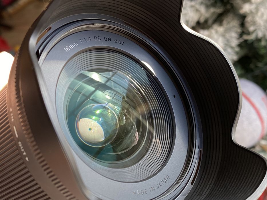 Sigma 16mm f1.4 Sony e-mount