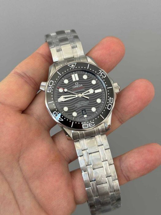 чоловічий наручний годинник Omega Seamaster Diver 300m black