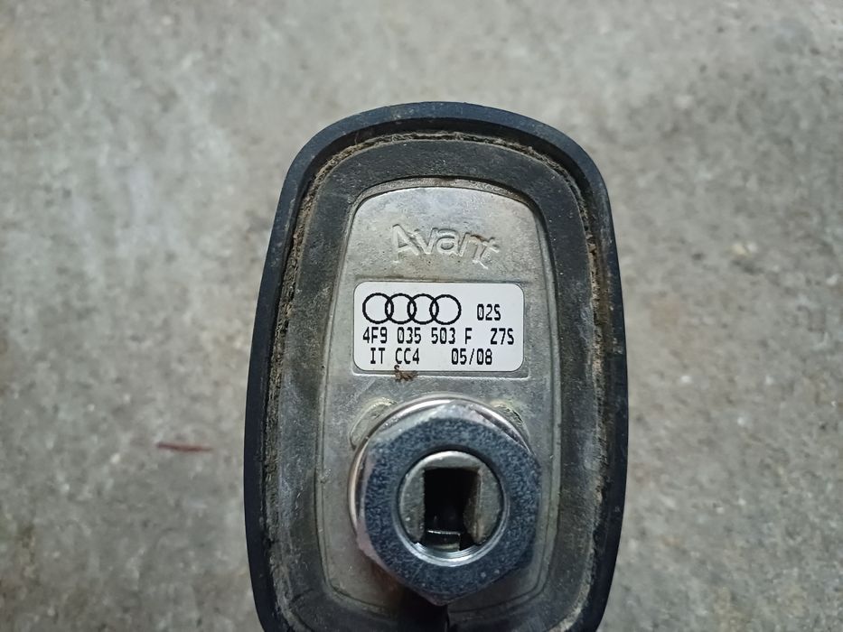 Antena Audi A6 C6 Avant
