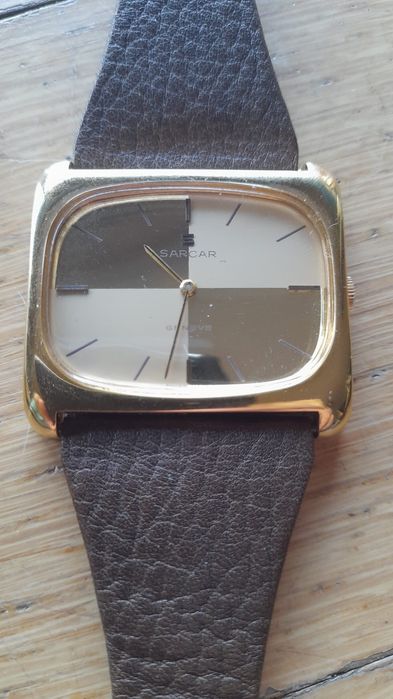 Sarcar Genéve  - mulher