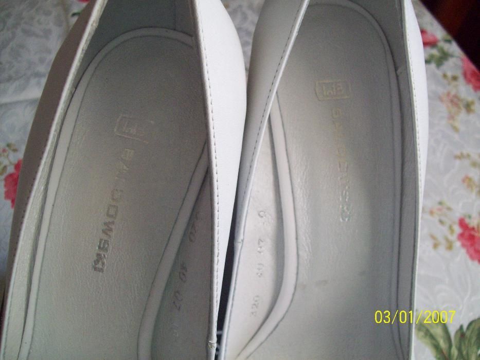 (3) Buty skórzane szpilki Baldowski białe rozm. 40 dług wkładki 27 cm