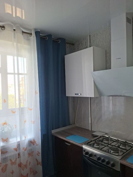 Сдам 1 комнатную крупногабаритную квартиру левый берег 2й район