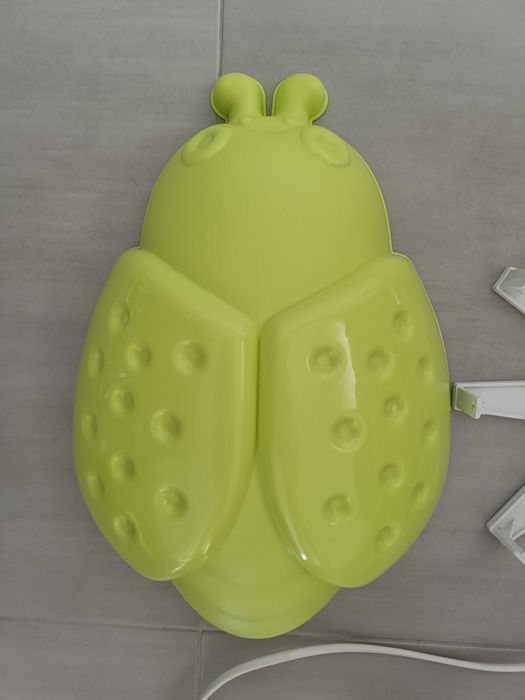 Candeeiro IKEA joaninha