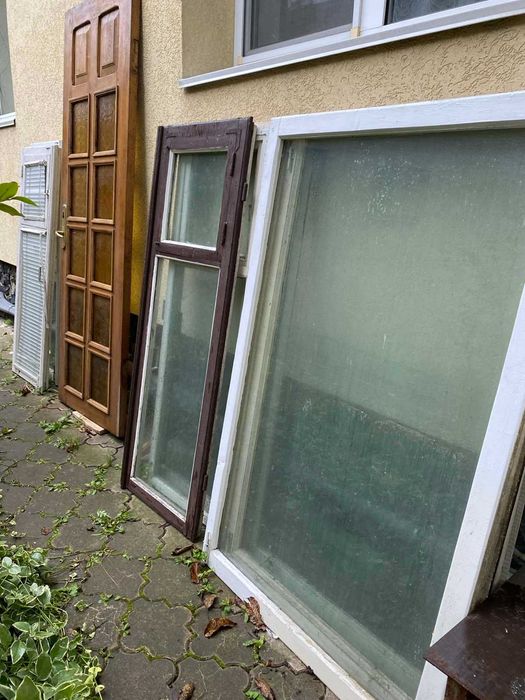 Продам вживані вікна і двері