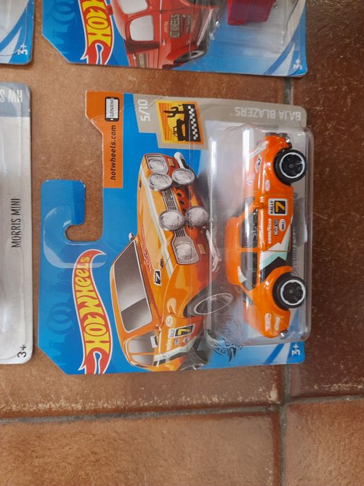 Carros Hot Wheels Ford Escort - Mini Morris - Audi Quatro -VW Carocha
