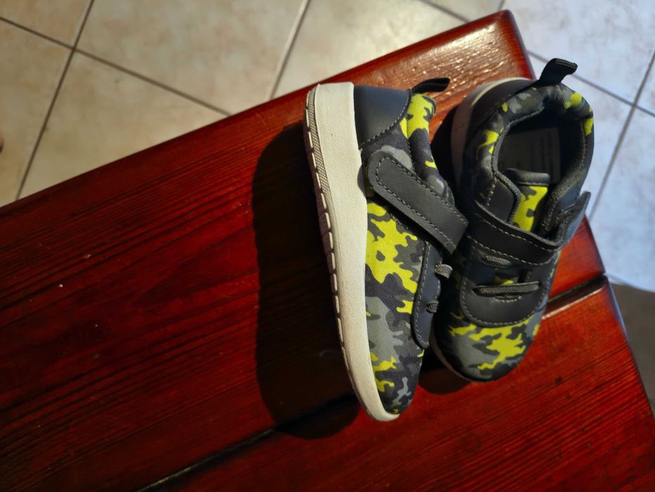 Buty adidasy chłopięce