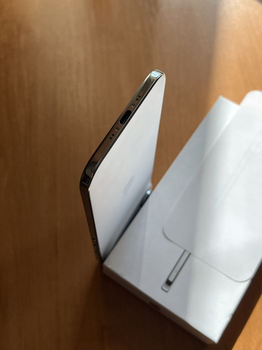 Продам IPhone AIR 256 Neverlock