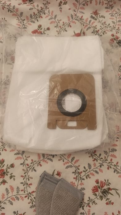 Aspirador Robô Dreame com Kit de Acessórios Extra