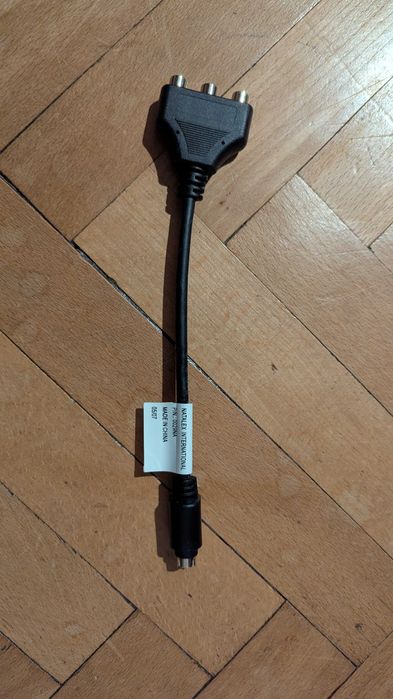Przejściówka adapter S-Video z karty graficznej do telewizora HDTV