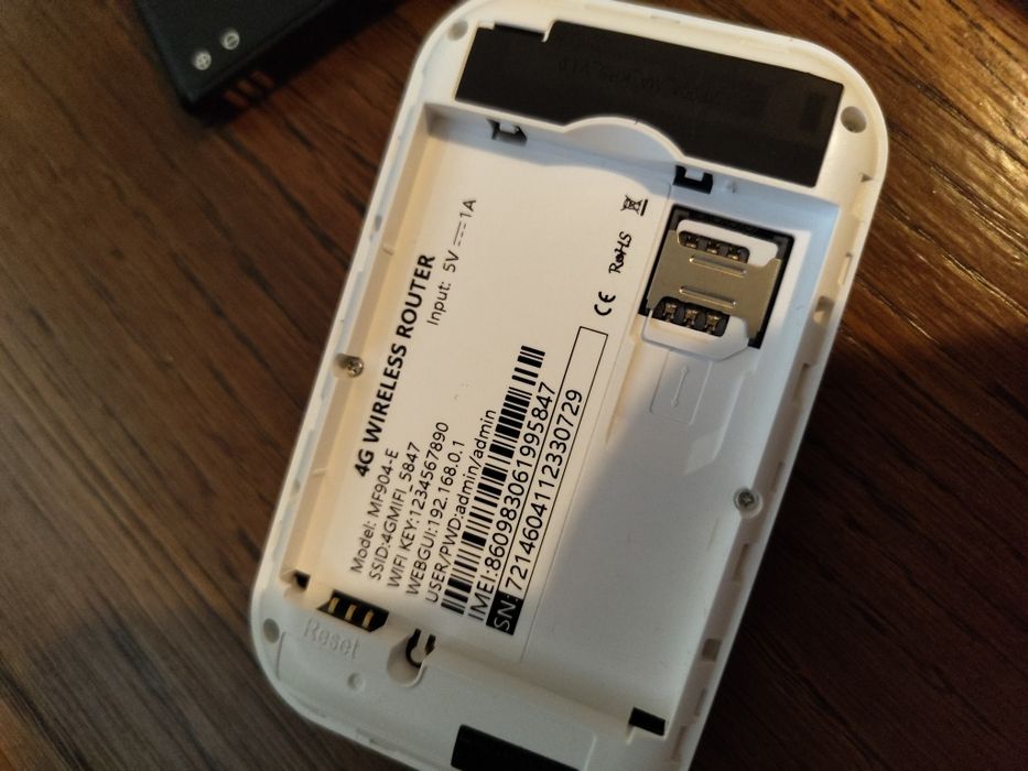 Мобільний 4g роутер mifi