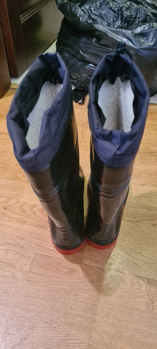 Сапоги НОВЫЕ зимние резиновые