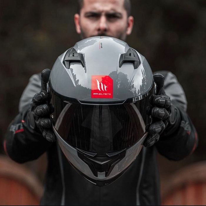 Шолом мото MT helmets braker sv шлем інтеграл іспанський сірий Grey