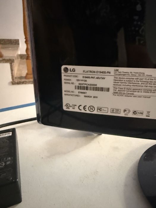 Monitor LG Led secretaria
