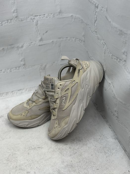 Жіночі спортивні кросівки Fila 38p