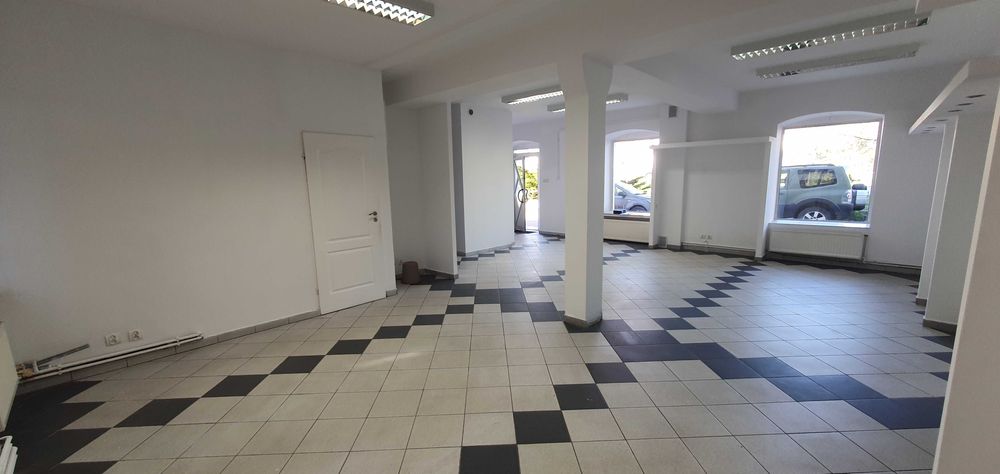 Lokal użytkowy w centrum Dzierżoniowa - 86m2 ul.Piłsudskiego, wyjazd z rynku