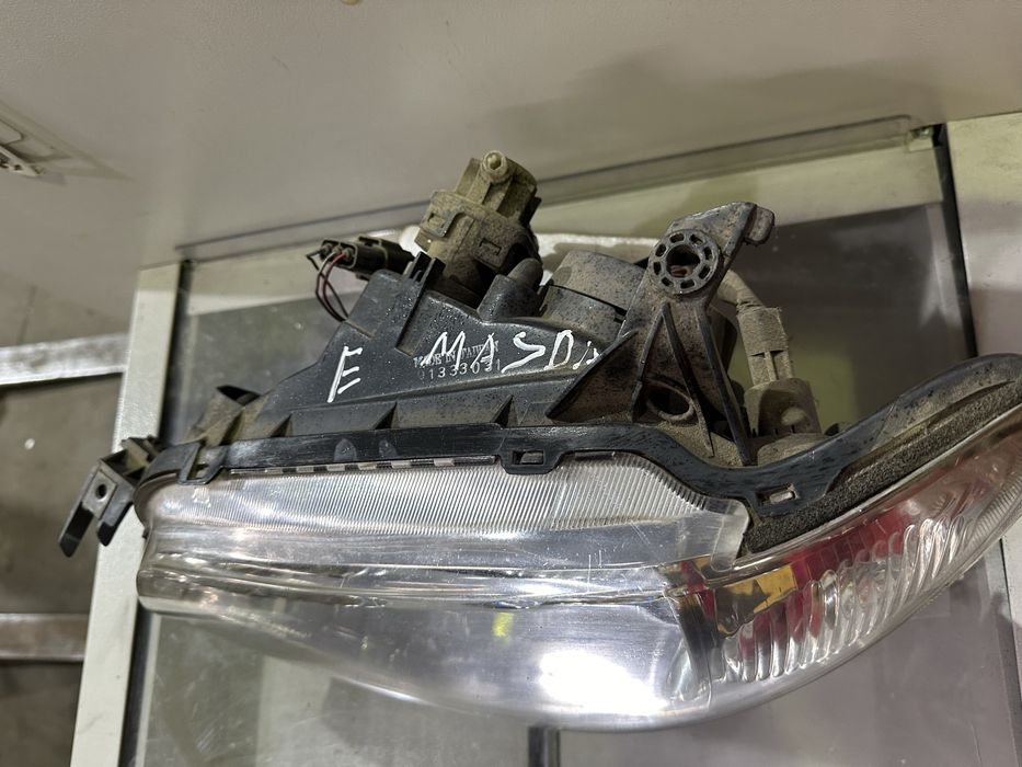 Otica / Farol Esq Mazda 323 C Iv (Bg)