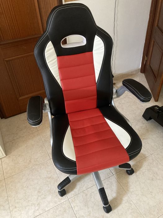 Cadeira de Gaming em pele sintética