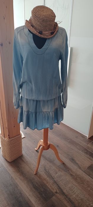 Sukienka / nowa bez metki