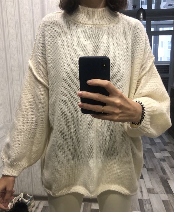 Светр оверсайз білий