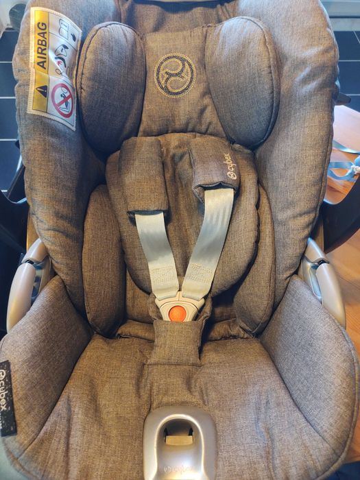 Cadeira Auto / Ovinho Cybex Platinum Cloud Q (Sem Acidentes)