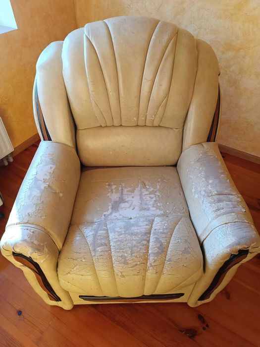 Безкштовно 2 крісла, 2 дитячі коляски, комп'ютерний