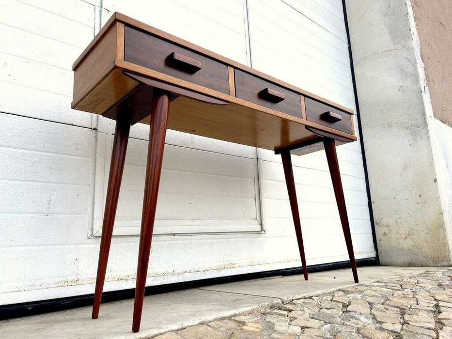 Consola olaio vintage 113comp x 32prof x 75alt. +