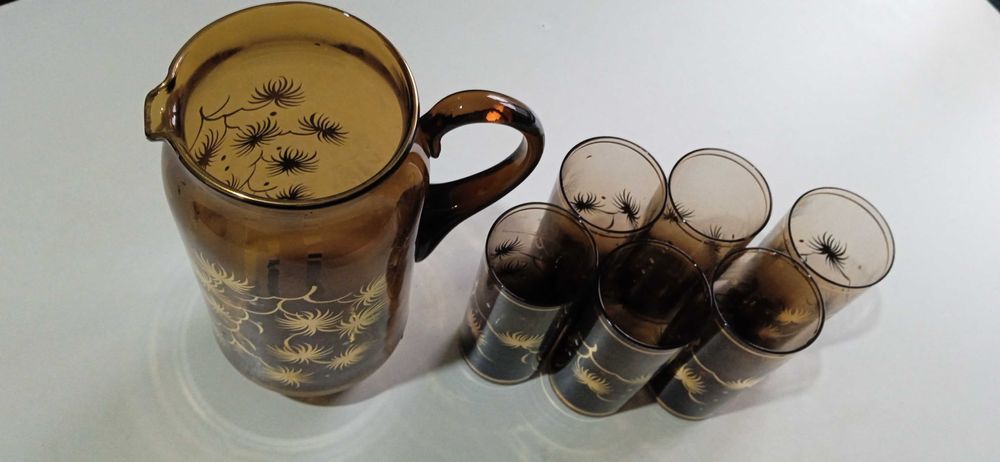 Bohemia. Глек та 6 склянок: кольорове скло, позолота.