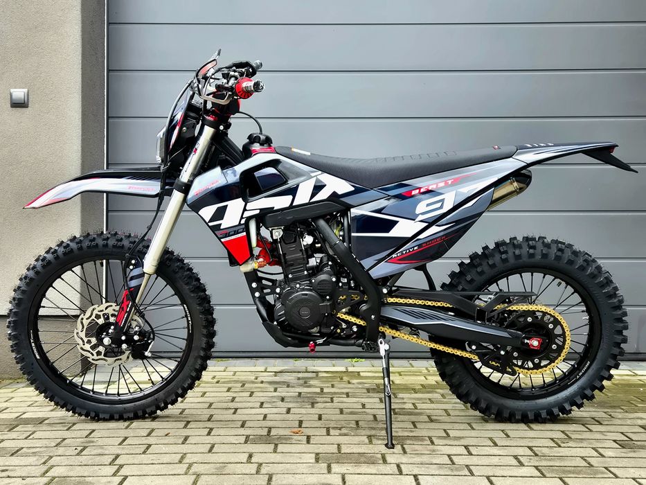 ASIX XT97 300cc ! Full BlACk! Nowy ! Gratisy ! CHŁODNICA CIECZY !