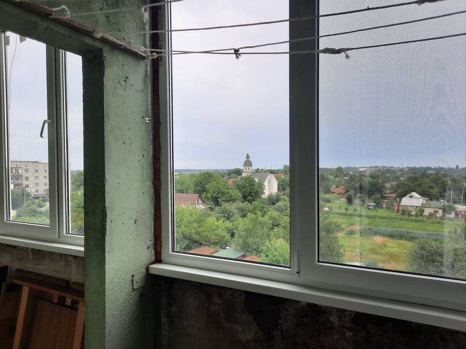 Продаж 4х кімнатної квартири.