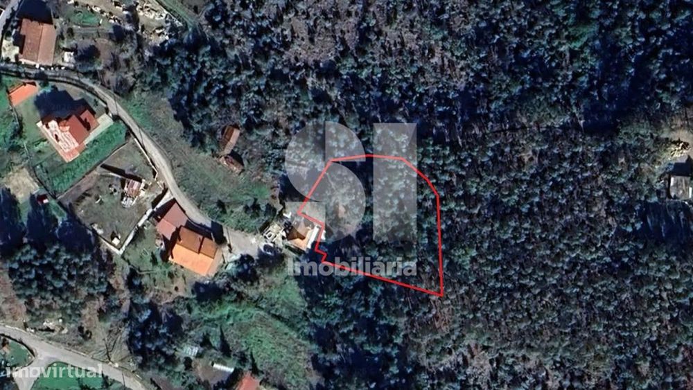 Vendo Terreno para Construção - 2.057m2 — S. João Da Madeira, Aveiro