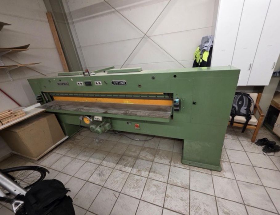 Gilotyna do forniru Josting EFS 2800