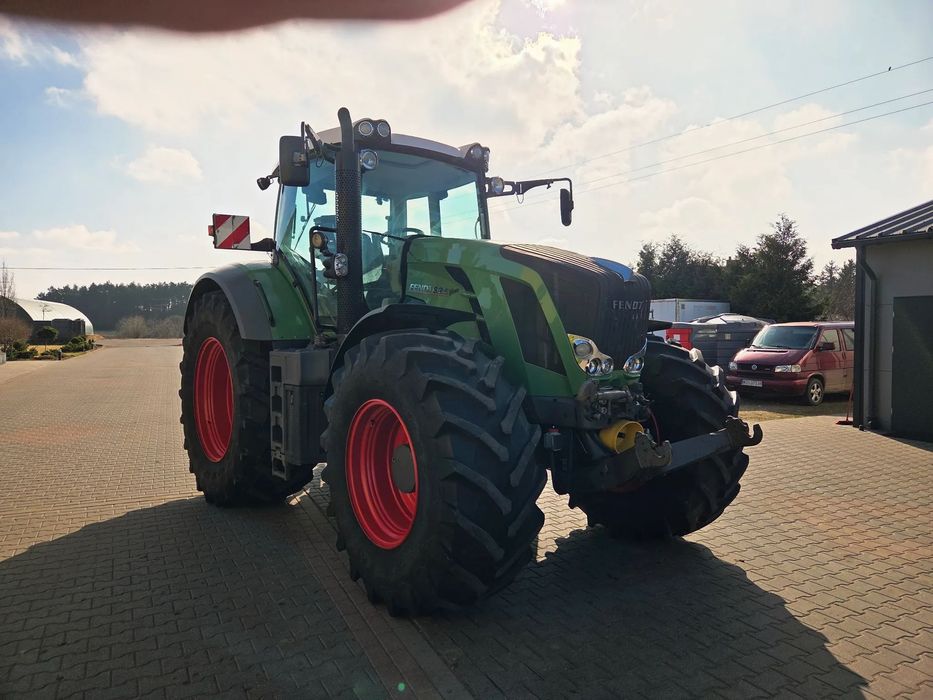 Fendt 826 PROFIPLUS 828 824 927 930 724  Sprowadzony FENDT 824 Profi Przedni WOM PNEUMATYKA!!!