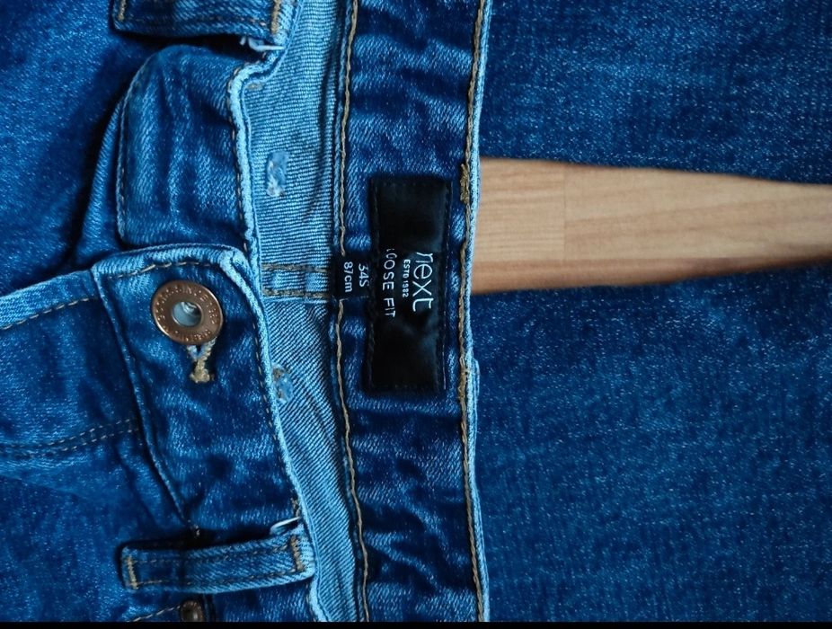 Męskie spodnie dżinsowe i sztruksy